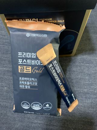 서울약사신협_프리미엄포스트바이오틱스골드_5g x 50포 — 4점을 준 리뷰어가 2021년 4월 올린 사용 사진