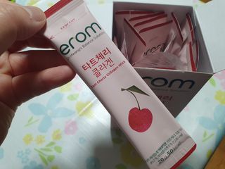이롬 erom 타트체리 콜라겐 — 4점을 준 리뷰어가 2021년 3월 올린 사용 사진