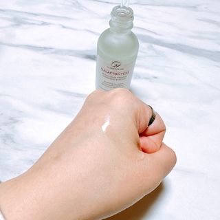 오투에니원 갈락토미세스 리바이탈라이징 프리미엄 화이트닝 에센스 50ml — 5점을 준 리뷰어가 2023년 1월 올린 사용 사진