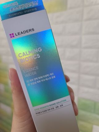 리더스코스메틱 리더스 카밍 바이오틱스 에센스 워터 — 4점을 준 리뷰어가 2021년 10월 올린 사용 사진