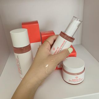 아이앤립 / EYENLIP 아이앤립 연어오일 리바이탈라이징 토너+앰플+크림 3종 세트 — 5점을 준 리뷰어가 2021년 6월 올린 사용 사진