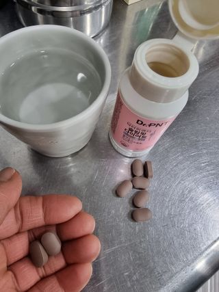 닥터피엔티 [Dr.PNT] 하루 2알로 건강한 다이어트! 한겨울에도 체지방만 쏙~ 슬림핏 다이어트 — 4점을 준 리뷰어가 2023년 3월 올린 사용 사진