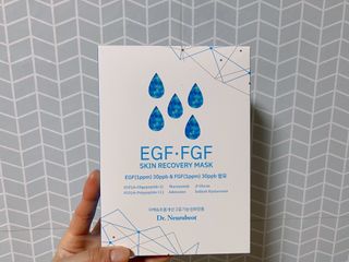 Dr.느루벗 느루벗 EGF FGF 스킨 리커버리 마스크 10장 — 4.5점을 준 리뷰어가 2021년 3월 올린 사용 사진