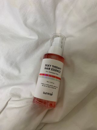 썸헤어 / SUMHAIR 썸헤어 실키 테라피 헤어 에센스 — 5점을 준 리뷰어가 2021년 6월 올린 사용 사진