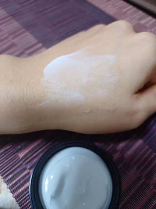 비프리코스메틱 뉴 프레쉬 크림 80ml — 5점을 준 리뷰어가 2023년 2월 올린 사용 사진