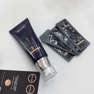 아이앤립 / EYENLIP 아이앤립 루센트 비비크림 2 Color — 4.5점을 준 리뷰어가 2021년 5월 올린 사용 사진