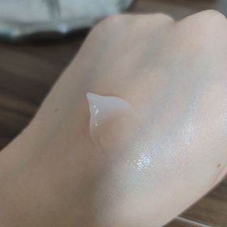 세렌디뷰티 라블룸 바이탈 리페어 크림 — 1.5점을 준 리뷰어가 2021년 9월 올린 사용 사진