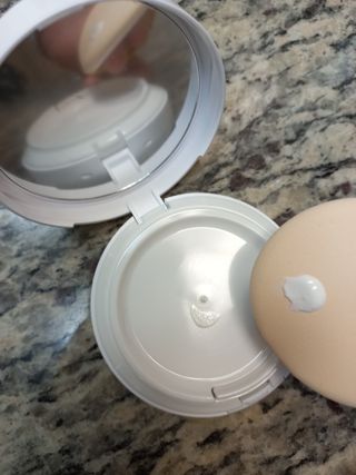 소이베베X신비아파트 모이스쳐 선팩트 SPF50+ PA+++ — 4점을 준 리뷰어가 2023년 4월 올린 사용 사진