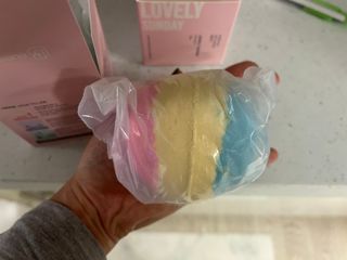 소담스퀘어 상암 Evreryday Bath Bomb Day7(에브리데이 배쓰밤 데이7) / 7종 중 2종 랜덤발송 — 4점을 준 리뷰어가 2022년 11월 올린 사용 사진