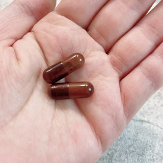 프리마인 홍삼의 강력한 에너지, 이제는 흡수율을 높인 최첨단 캡슐로 간편하게 초고속 충전하세요. — 5점을 준 리뷰어가 2022년 12월 올린 사용 사진