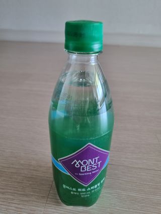 몽베스트 Montbest with Sparkling water Plain 20병 — 5점을 준 리뷰어가 2022년 6월 올린 사용 사진
