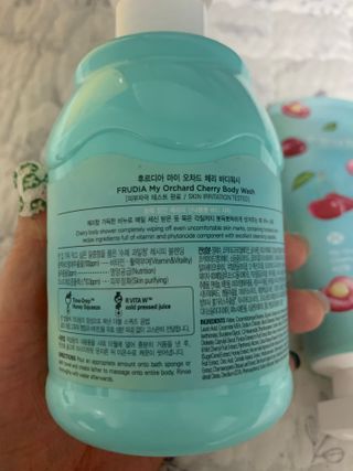 [후르디아] 과즙 뿜뿜_체리 바디워시+바디에센스 세트 — 4.5점을 준 리뷰어가 2020년 12월 올린 사용 사진