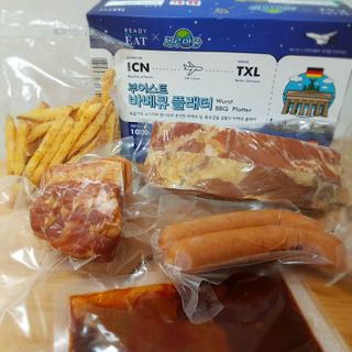 [테이스티나인] [레디잇x부루마불] 부어스트 바베큐 플래터 1000g — 4점을 준 리뷰어가 2022년 4월 올린 사용 사진