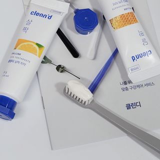 주식회사 클린디 [클린디] 파우치에 쏙 넣어 밖에서도 치아건강🦷 챙기기 [맞춤 칫솔 + 치약  + 파우치 구성] — 4점을 준 리뷰어가 2021년 12월 올린 사용 사진
