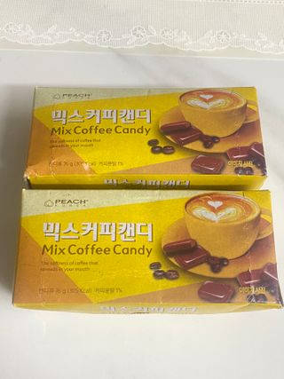 (주) 피치코리아 믹스커피캔디76g x2개입 — 3.5점을 준 리뷰어가 2022년 11월 올린 사용 사진
