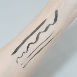 [MONDRAW] 몬드로우 붓펜 아이라이너 — 5점을 준 리뷰어가 2022년 1월 올린 사용 사진