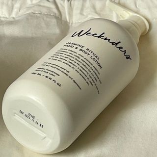 [위켄더스] 끈적임 없이 수분감을 채워주는 핸드& 바디로션 1종 랜덤발송 — 5점을 준 리뷰어가 2022년 4월 올린 사용 사진