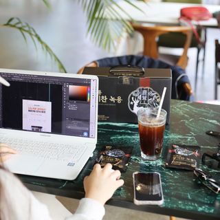 [몸엔용] 몸엔용 판매 1위 녹용 가성비 갑, 활기찬녹용 30포 — 5점을 준 리뷰어가 2021년 11월 올린 사용 사진