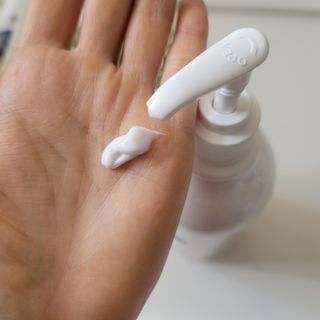 [닥터문] 프리미엄 알로에베라 선크림 500ml — 5점을 준 리뷰어가 2022년 6월 올린 사용 사진