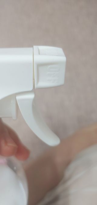 편백의정석 편백의 정석, 피톤치드스프레이 살균 천연 탈취제 집먼지 진드기 이불 침대 매트리스 새집중후군 천연 살균제 — 4점을 준 리뷰어가 2021년 6월 올린 사용 사진