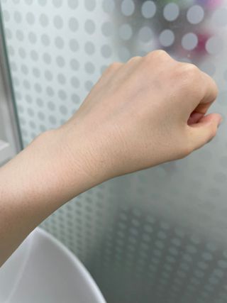 벨먼 내추럴 스파 머드레티놀 바디워시(그린로즈, 미드나잇 피오니) — 5점을 준 리뷰어가 2022년 6월 올린 사용 사진