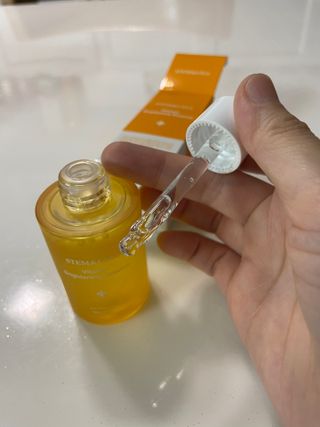 체르엠 스템앤셀 비타민 브라이트닝 에센스 30ml 1개 — 5점을 준 리뷰어가 2021년 8월 올린 사용 사진