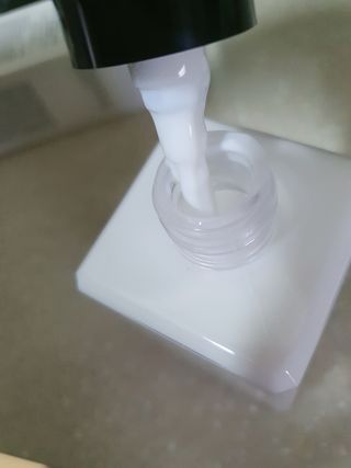 줄라이 모닝 _ JULY MORNING 줄라이모닝 하이드레이팅 퍼퓸드 바디앤핸드 에멀젼 — 4점을 준 리뷰어가 2021년 9월 올린 사용 사진