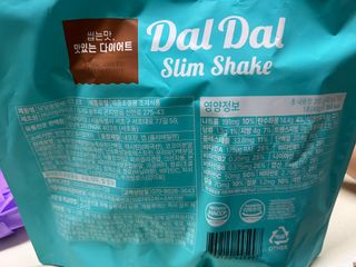 달달슬림쉐이크 프리 (릴스) 달달슬림 맛있는 단백질 쉐이크 파우치 다이어트 식사대용 프로틴 파우더 보충제 — 4.5점을 준 리뷰어가 2025년 8월 올린 사용 사진