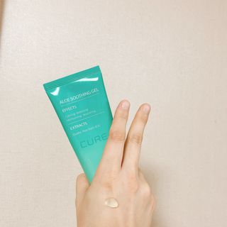 김정문알로에 큐어 큐어 맥시 알로에베라 겔 크림 — 3.5점을 준 리뷰어가 2021년 2월 올린 사용 사진