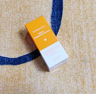 체르엠 스템앤셀 비타민 브라이트닝 에센스 30ml 1개 — 5점을 준 리뷰어가 2021년 7월 올린 사용 사진