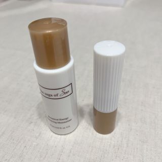 더사가오브수 [사가수] 효혜윤 보태니컬 에너지 에센스인로션 20ml /아이포올 스틱 3g — 4점을 준 리뷰어가 2023년 2월 올린 사용 사진