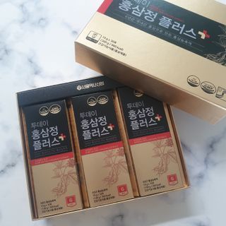 서울약사신협_투데이홍삼정플러스스틱_10g x 30포 — 5점을 준 리뷰어가 2021년 6월 올린 사용 사진