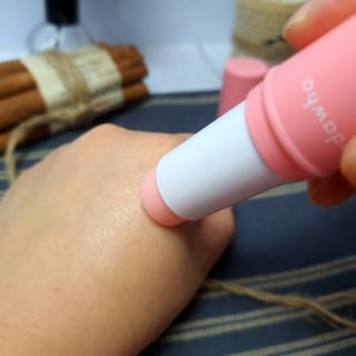 스킨큐어 산다화 카멜리아 안티 링클 멀티밤 — 5점을 준 리뷰어가 2022년 1월 올린 사용 사진