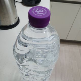 몽베스트위드어스[무라벨] 2L_6입_2Pack — 5점을 준 리뷰어가 2021년 12월 올린 사용 사진