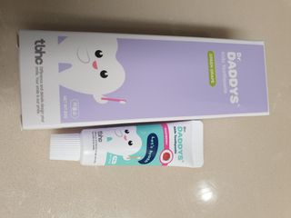 닥터데디스 안심저불소 키즈치약 (라즈베리, 청포도향 중 택 1) 60g +  여행용 미니 치약 15g — 5점을 준 리뷰어가 2022년 7월 올린 사용 사진