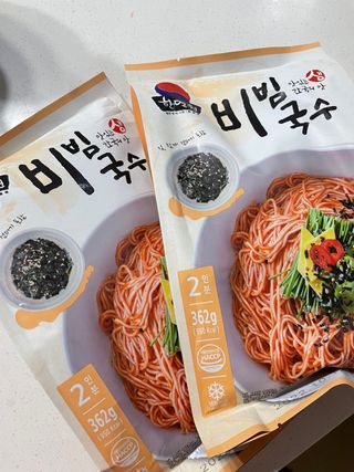 [한면원] 비빔국수 2인분 — 5점을 준 리뷰어가 2022년 7월 올린 사용 사진