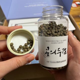 루토닉스 믿쓰박스 볼륨부스터 두피 홈케어 솔루션 — 4.5점을 준 리뷰어가 2021년 12월 올린 사용 사진