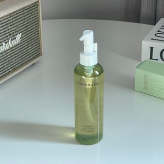 스킨큐어 산다화 순한 클렌징 동백 오일 200ml — 5점을 준 리뷰어가 2023년 3월 올린 사용 사진