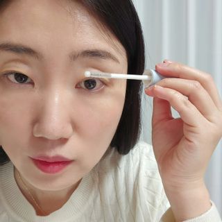 더소설 소설 인텐시브 아이래쉬 앰플 10g(SOSEOL INTENSIVE EYELASH AMPOULE 10g) — 5점을 준 리뷰어가 2024년 1월 올린 사용 사진