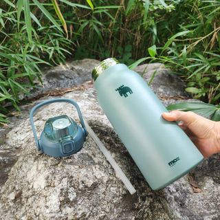 모즈스웨덴 MOZ 스웨덴 316 스텐 대용량 원터치 손잡이 보냉보온병 — 5점을 준 리뷰어가 2023년 8월 올린 사용 사진