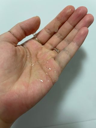 벨먼 내추럴스파 수분광채 스크럽 바디워시 600ml 5종 — 5점을 준 리뷰어가 2022년 5월 올린 사용 사진