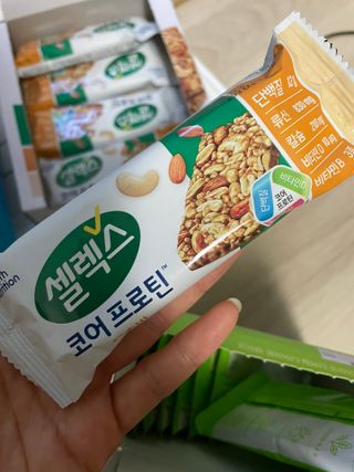 셀렉스스포츠 셀렉스 코어 프로틴 너츠바 50g 6개입 + Slim 25 스타터키트 — 5점을 준 리뷰어가 2021년 7월 올린 사용 사진