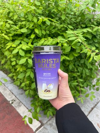 바리스타룰스 돌체 라떼 — 4점을 준 리뷰어가 2023년 4월 올린 사용 사진