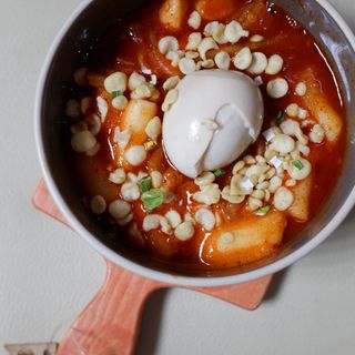 [심플리쿡] 반반연탄불고기, 창화당쫄볶이 SET — 5점을 준 리뷰어가 2021년 2월 올린 사용 사진