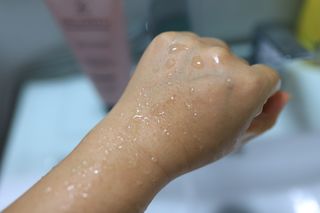오투에니원 인컨보 바디 퍼퓸 샤워 젤 200ml — 5점을 준 리뷰어가 2023년 2월 올린 사용 사진