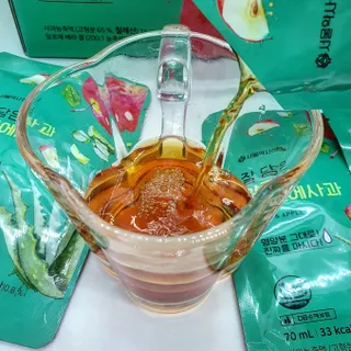 서울약사신협 잘 담은 알로애사과_70ml x 30포 — 5점을 준 리뷰어가 2021년 9월 올린 사용 사진