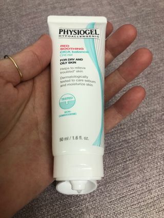 피지오겔 레드수딩 시카밸런스 크림 50ml — 4.5점을 준 리뷰어가 2022년 4월 올린 사용 사진