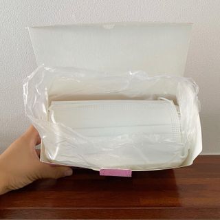 JHWORLD 스누피 마스크 정품 스누피 닥터클린 국내 아동용 성인용 3중 MB필터 일회용 덴탈마스크 50매 — 5점을 준 리뷰어가 2021년 9월 올린 사용 사진