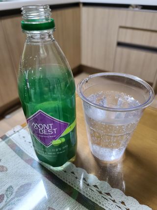 몽베스트 Montbest with Sparkling water Lime20병 — 5점을 준 리뷰어가 2021년 11월 올린 사용 사진