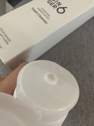 GINGER6 하이드레이팅 진저 워터 폼클렌징 — 3.5점을 준 리뷰어가 2021년 10월 올린 사용 사진